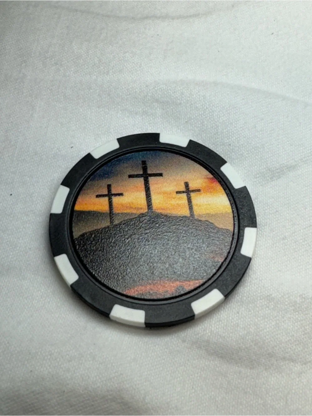 Black and White Crosses Golf Ball Marker
